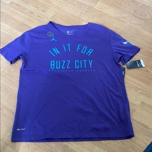 New Buzz city tshirt